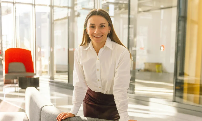 Climb with Confidence: How to Excel in Your Business Career Like a Pro Climb with Confidence